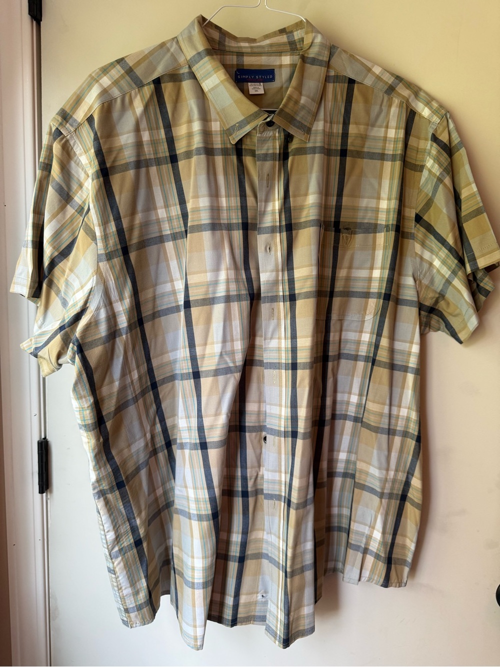 Simply Styled Men’s Short-Sleeve Plaid Shirt - Yellow Plaid